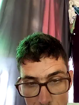 Snapshot of Invisibledickman chatting on 5, 2, 2026 Invisibledickman online show from 5, 2, 2026