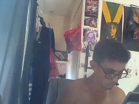 Snapshot of Invisibledickman chatting on 11, 2, 2026 Invisibledickman online show from 11, 2, 2026