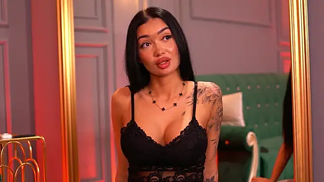 SashaFerrera online show from 20, 2, 2025