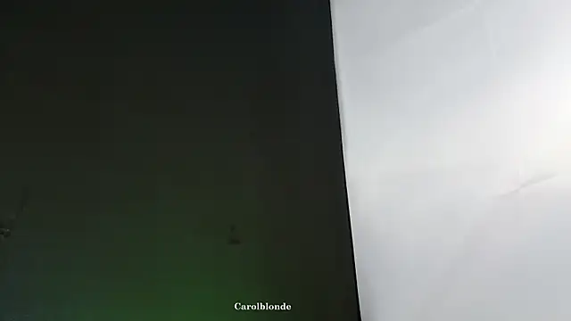 Snapshot of Carolblonde chatting on 17, 4, 2026 Carolblonde online show from 17, 4, 2026