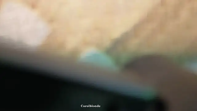 Snapshot of Carolblonde chatting on 18, 4, 2026 Carolblonde online show from 18, 4, 2026