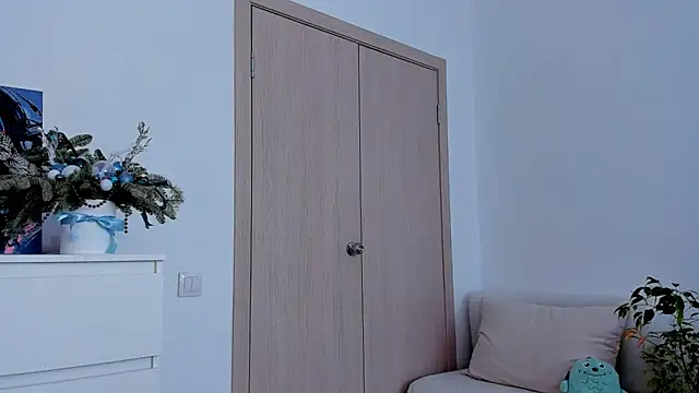 marilinaal online show from 10, 3, 2025