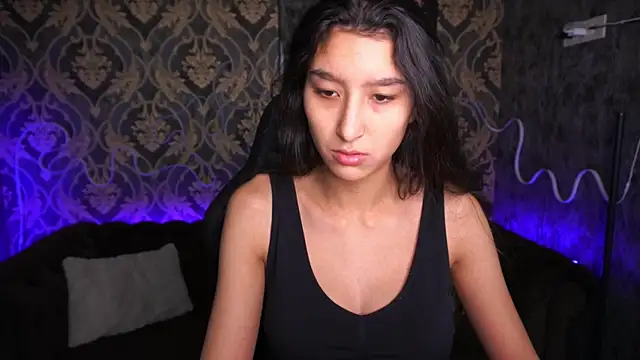 CharmMocco online show from 13, 2, 2025