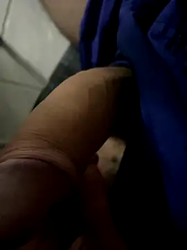 Snapshot of obranquinho21cm chatting on 23, 10, 2025 obranquinho21cm online show from 23, 10, 2025