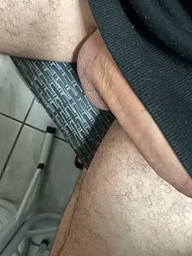 Snapshot of obranquinho21cm chatting on 27, 10, 2025 obranquinho21cm online show from 27, 10, 2025