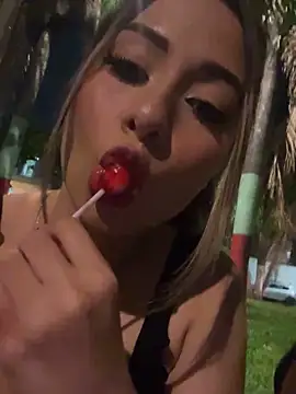 Nataylayla online show from 1, 3, 2025