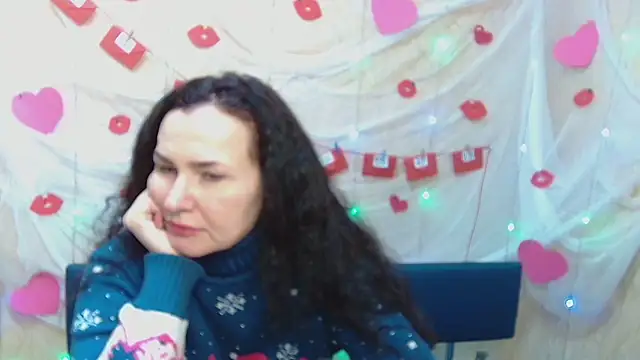 Miroslava Happi online show from 9, 2, 2025