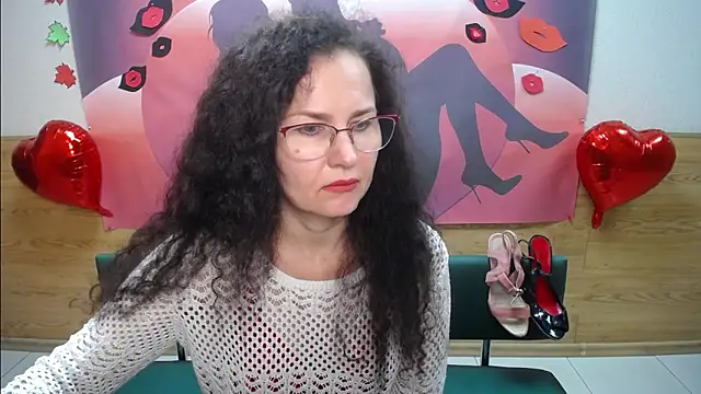 Miroslava Happi online show from 13, 10, 2025