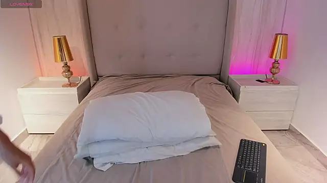 emmiily z online show from 15, 3, 2026