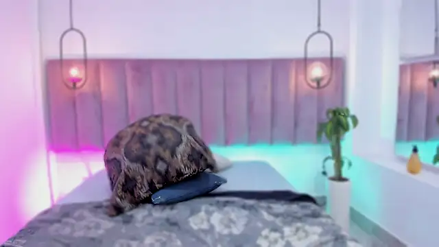 emmiily z online show from 28, 4, 2026