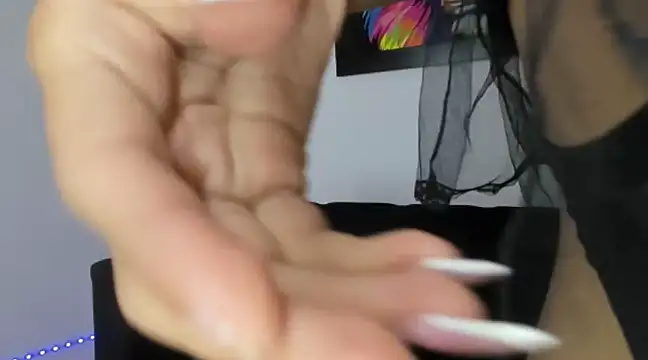 danna alvarez online show from 7, 2, 2025