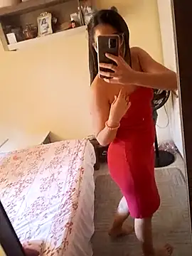 JuliaSalvaa online show from 14, 2, 2025