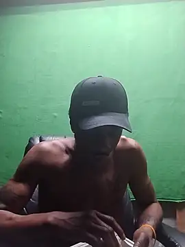 BrownSkinGuy420 online show from 8, 2, 2025