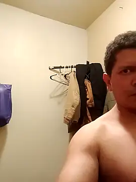 machoactivo1 online show from 8, 2, 2025