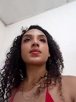 Snapshot of Majo_BigTits chatting on 27, 10, 2025 Majo BigTits online show from 27, 10, 2025