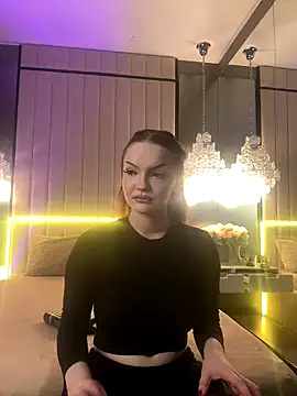 Snapshot of AlexaBright chatting on 8, 11, 2025 AlexaBright online show from 8, 11, 2025