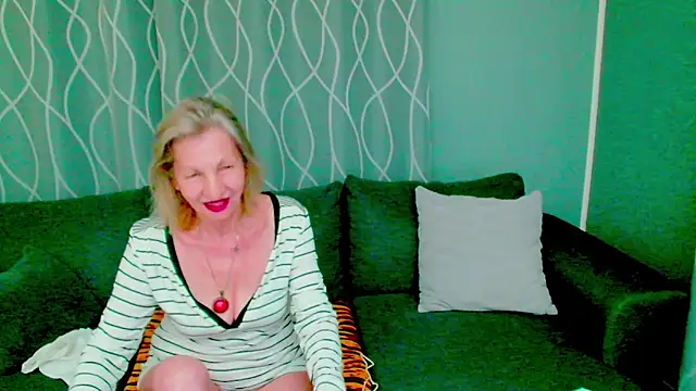 Snapshot of adeleadison chatting on 11, 9, 2025 adeleadison online show from 11, 9, 2025