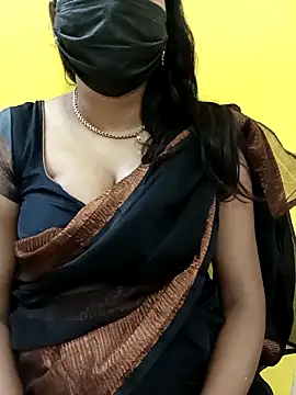 Snapshot of Thamarai28 chatting on 4, 3, 2025 Thamarai28 online show from 4, 3, 2025