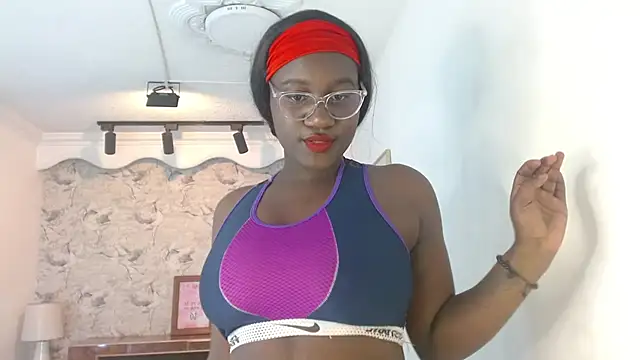 Snapshot of shanntall_tk chatting on 24, 2, 2025 shanntall tk online show from 24, 2, 2025