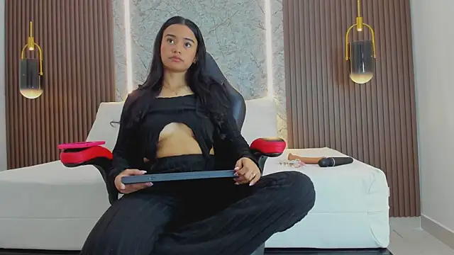 Snapshot of selena_foox chatting on 21, 3, 2025 selena foox online show from 21, 3, 2025