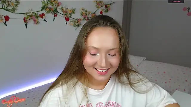 EmilyxxGraces online show from 16, 4, 2026