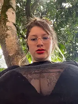 Snapshot of aurora_coldd chatting on 3, 7, 2026 aurora coldd online show from 3, 7, 2026