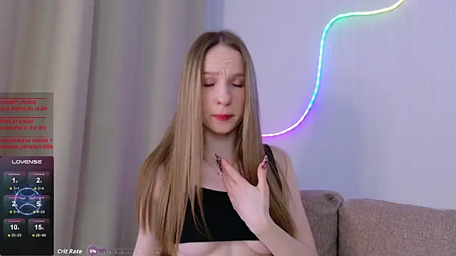 b4by Emilia online show from 17, 12, 2025