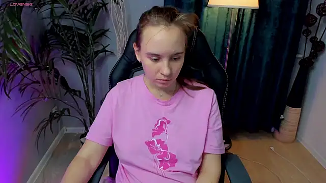 Lika 0ne online show from 28, 10, 2025