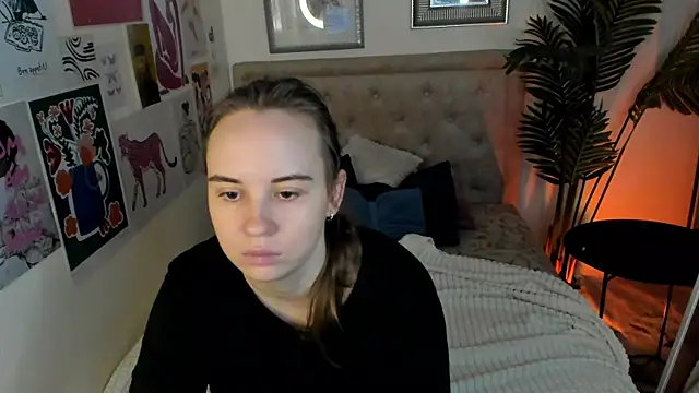 Snapshot of Lika_0ne chatting on 1, 4, 2026 Lika 0ne online show from 1, 4, 2026