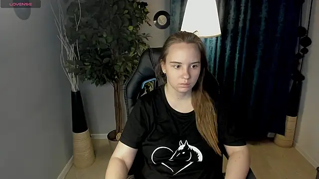 Snapshot of Lika_0ne chatting on 24, 4, 2026 Lika 0ne online show from 24, 4, 2026