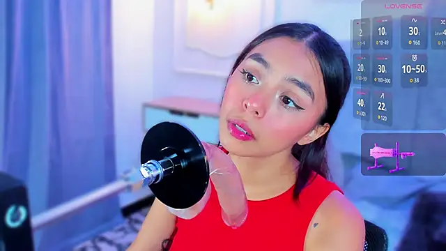 lanna brunette online show from 21, 9, 2025