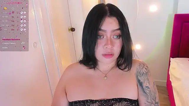 isolari  online show from 3, 2, 2025