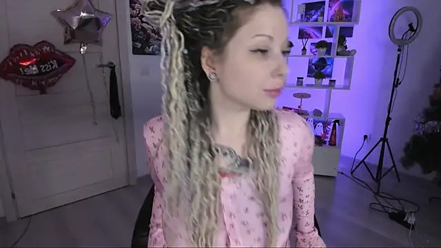 HoneySallyMoore online show from 9, 11, 2025