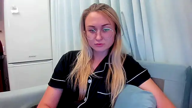 Snapshot of your_Goddess_Eva chatting on 25, 9, 2025 your Goddess Eva online show from 25, 9, 2025