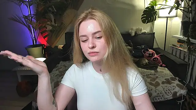 Snapshot of Alexa_Pirs chatting on 16, 5, 2026 Alexa Pirs online show from 16, 5, 2026