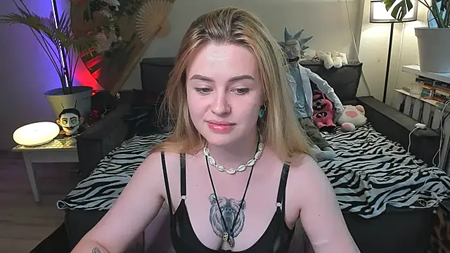 Alexa Pirs online show from 29, 6, 2026