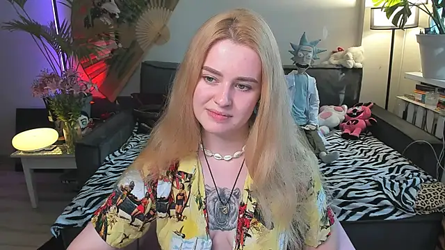Alexa Pirs online show from 17, 7, 2026