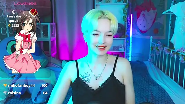 Akemi Sora  online show from 20, 3, 2025