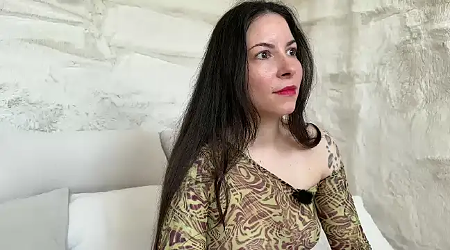 SandraSchon online show from 17, 2, 2025