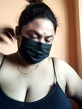 Snapshot of rani130 chatting on 19, 4, 2026 rani130 online show from 19, 4, 2026
