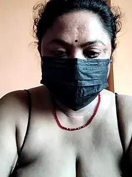 Snapshot of rani130 chatting on 24, 4, 2026 rani130 online show from 24, 4, 2026