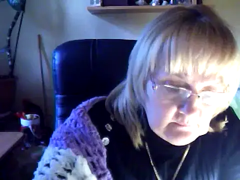 Snapshot of Violet5364 chatting on 13, 2, 2025 Violet5364 online show from 13, 2, 2025