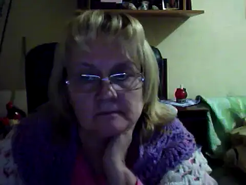 Snapshot of Violet5364 chatting on 15, 2, 2025 Violet5364 online show from 15, 2, 2025