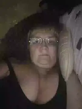 Snapshot of Violet5364 chatting on 5, 5, 2026 Violet5364 online show from 5, 5, 2026