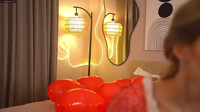 Snapshot of _Spring_Day_ chatting on 14, 2, 2026 Spring Day online show from 14, 2, 2026