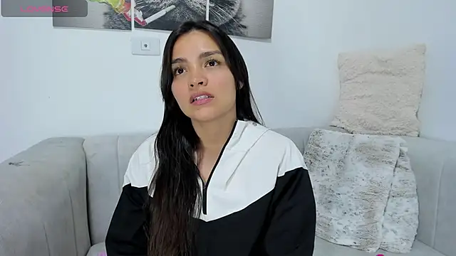 Snapshot of sarita_bigbooty_ chatting on 1, 3, 2025 sarita bigbooty online show from 1, 3, 2025