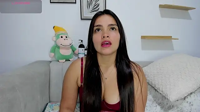 Snapshot of sarita_bigbooty_ chatting on 8, 9, 2025 sarita bigbooty online show from 8, 9, 2025