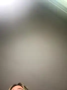 Snapshot of angelicasn0w chatting on 24, 10, 2025 angelicasn0w online show from 24, 10, 2025