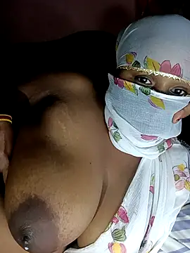 Snapshot of Sweet-jasmin chatting on 17, 9, 2025 Sweet-jasmin online show from 17, 9, 2025