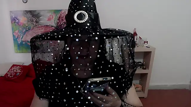 leonela 69 online show from 31, 10, 2025